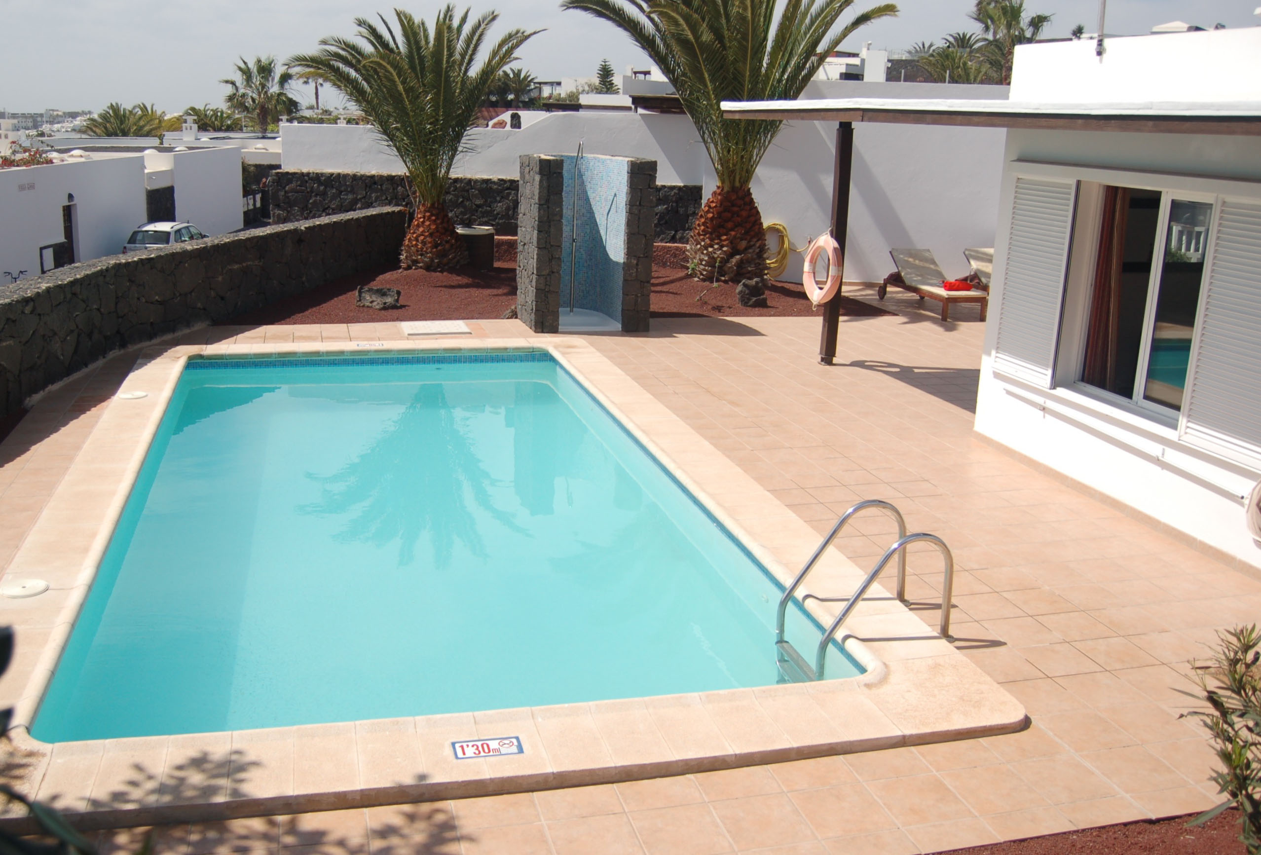 luxury villas lanzarote